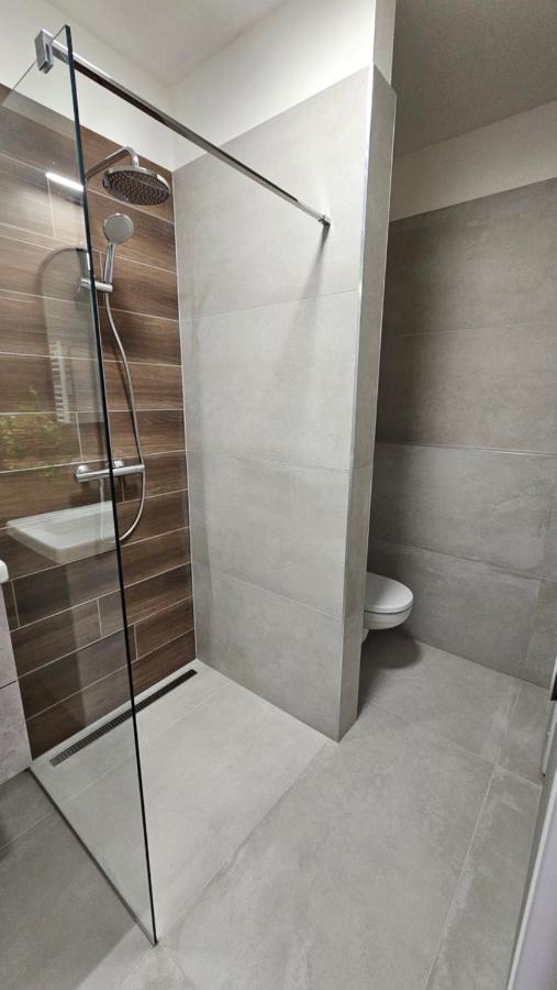 2 Room Apartment, New Building, Bosakova Street, 29 Bratislava Bagian luar foto