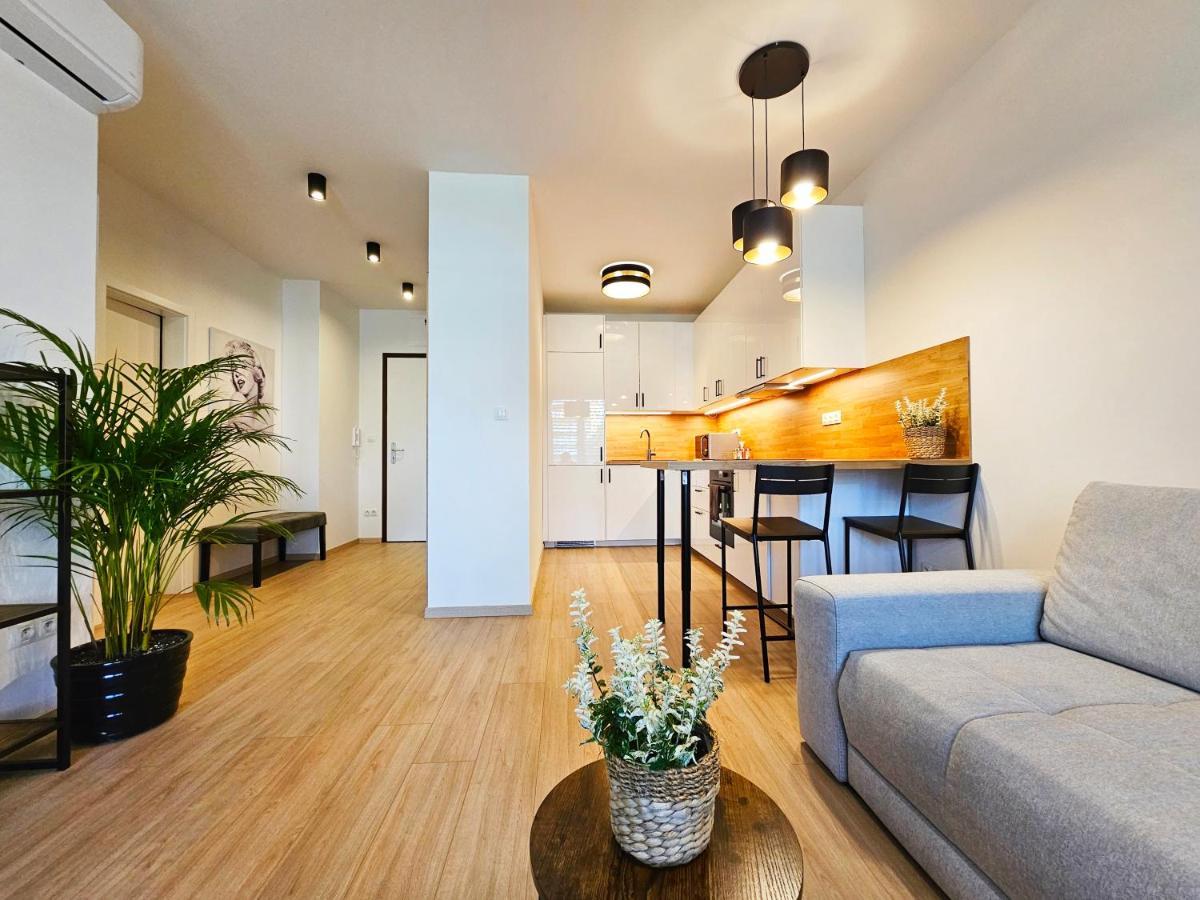 2 Room Apartment, New Building, Bosakova Street, 29 Bratislava Bagian luar foto